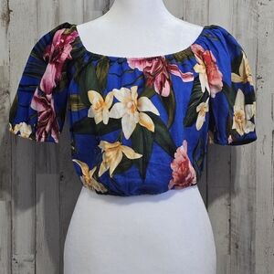 Cupcakes and Cashmere Blue Floral Tropical Boho Linen Blend Crop Top Size Small